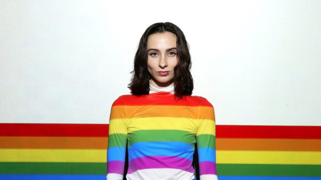 Adolescentes LGBTQ+: abordar desafíos únicos de salud mental